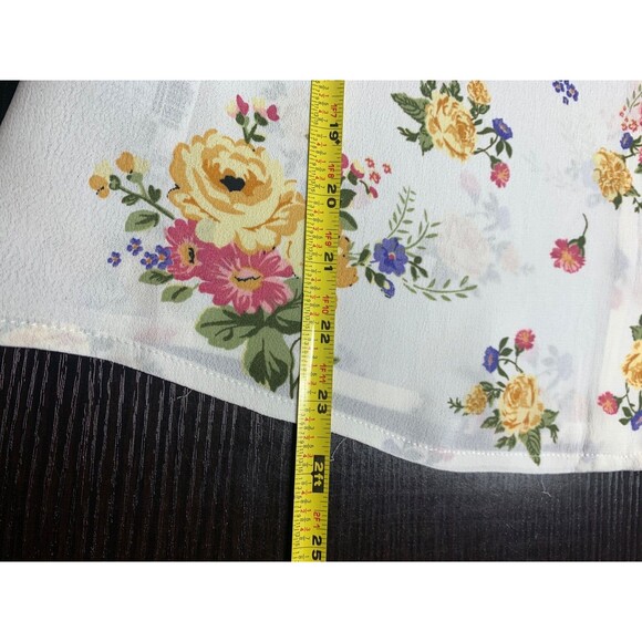 MNG Mango Button Front Blouse Size 1X White Floral Short Sleeve Boxy Airy - Picture 5 of 9